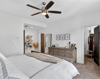 1214 Chelsea Circle - Photo Thumbnail 15