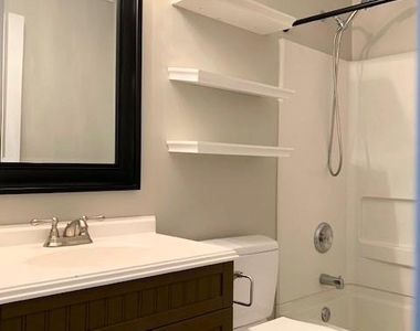 2020 Chelton Way Se - Photo Thumbnail 26