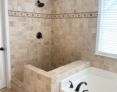 2020 Chelton Way Se - Photo Thumbnail 21