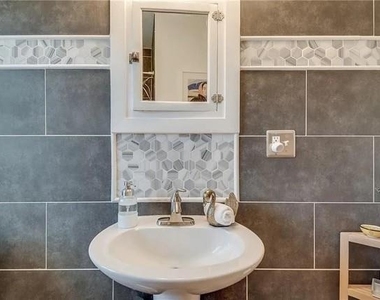 3353 Myrtle Street - Photo Thumbnail 15