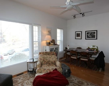 1407 N Wicker Park Avenue - Photo Thumbnail 8