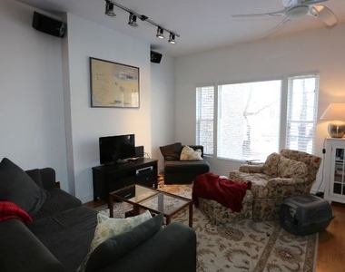 1407 N Wicker Park Avenue - Photo Thumbnail 5