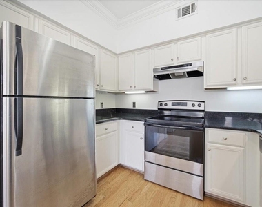 3777 Peachtree Road Ne - Photo Thumbnail 11