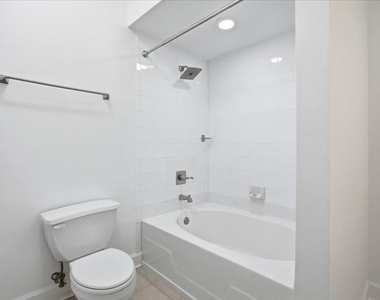 3777 Peachtree Road Ne - Photo Thumbnail 19