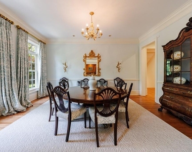 25 Asheworth Court Nw - Photo Thumbnail 5
