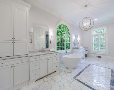 25 Asheworth Court Nw - Photo Thumbnail 38