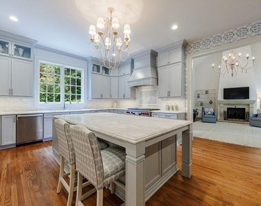 25 Asheworth Court Nw - Photo Thumbnail 20
