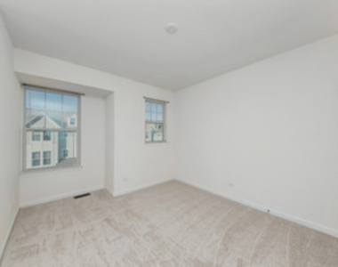 212 Commerce Street E - Photo Thumbnail 12