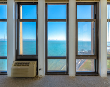 6700 S South Shore Drive - Photo Thumbnail 11
