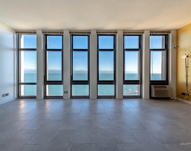 6700 S South Shore Drive - Photo Thumbnail 3