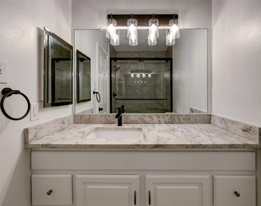 2513 Bering Drive - Photo Thumbnail 9