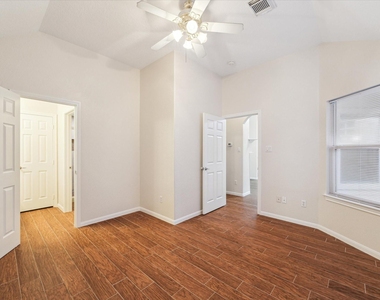 2806 Crescent Star Road - Photo Thumbnail 12