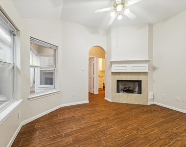 2806 Crescent Star Road - Photo Thumbnail 4