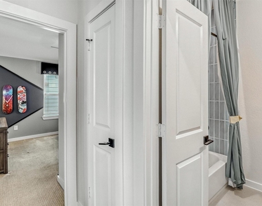 29703 Bur Creek Lane - Photo Thumbnail 31