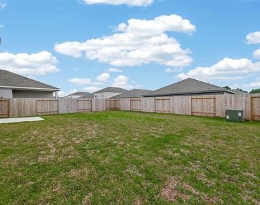 31247 Williams Landing St - Photo Thumbnail 45