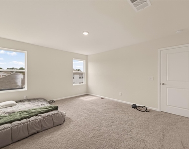 31247 Williams Landing St - Photo Thumbnail 38