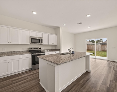 31247 Williams Landing St - Photo Thumbnail 16