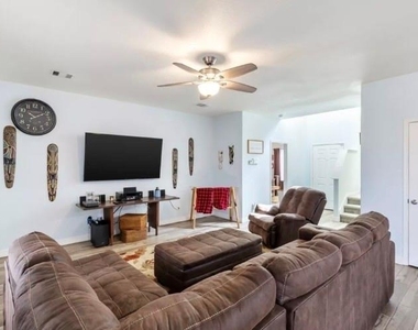 30915 E Lost Creek Boulevard - Photo Thumbnail 1