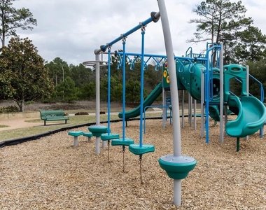 30915 E Lost Creek Boulevard - Photo Thumbnail 15