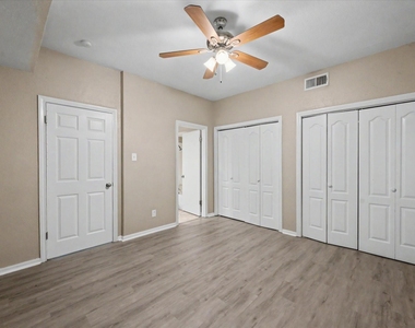 800 N San Jacinto - Photo Thumbnail 30