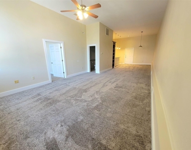 2315 Harborside Drive - Photo Thumbnail 5