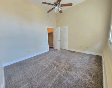 2315 Harborside Drive - Photo Thumbnail 10