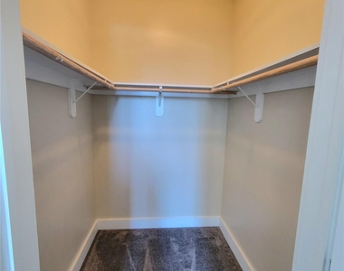 2315 Harborside Drive - Photo Thumbnail 9