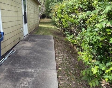 619 N Vionett Lane - Photo Thumbnail 23