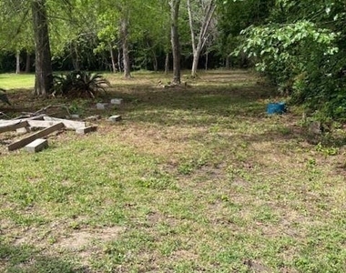 619 N Vionett Lane - Photo Thumbnail 25