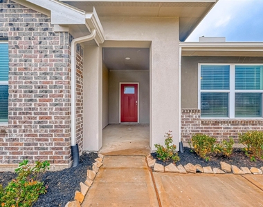 3418 Lake Landing Ln - Photo Thumbnail 7