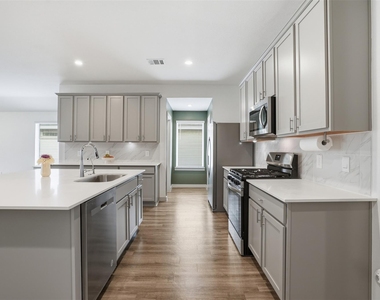 1022 Curly Angora Court - Photo Thumbnail 7