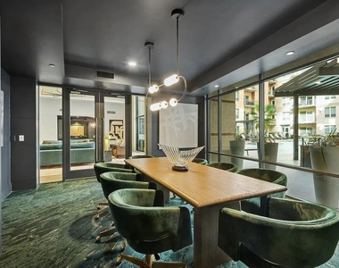 2724 Kipling Street - Photo Thumbnail 3