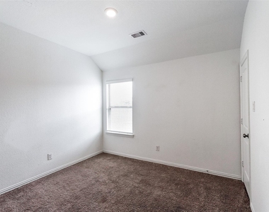 9011 Beacon Mill Drive - Photo Thumbnail 18