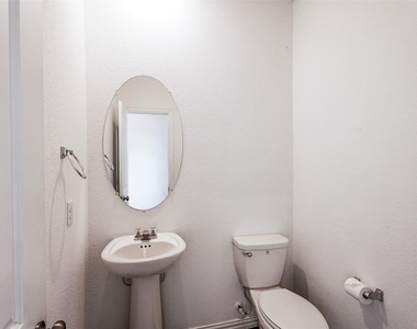9011 Beacon Mill Drive - Photo Thumbnail 7
