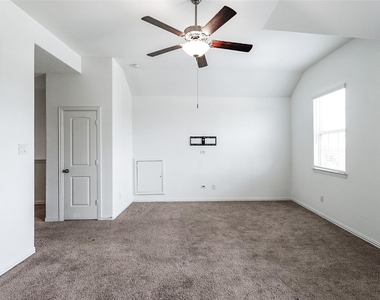 9011 Beacon Mill Drive - Photo Thumbnail 17