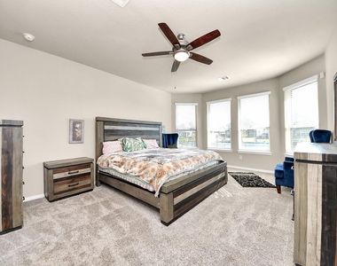 29482 Westhope Drive - Photo Thumbnail 15