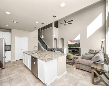 29482 Westhope Drive - Photo Thumbnail 14
