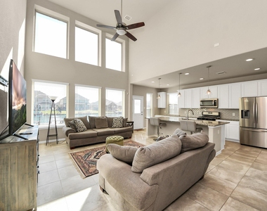 29482 Westhope Drive - Photo Thumbnail 7