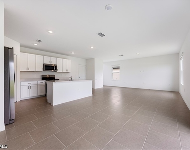 4106 San Felice Lane - Photo Thumbnail 11