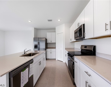 4106 San Felice Lane - Photo Thumbnail 13