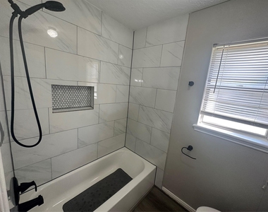 29031 Elmwood Drive - Photo Thumbnail 17