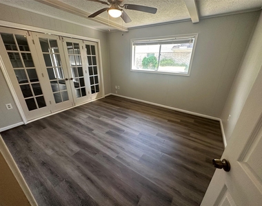 29031 Elmwood Drive - Photo Thumbnail 9