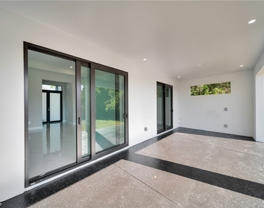 2913 14th Street W - Photo Thumbnail 28