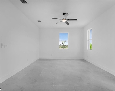 3812 Nw 38th Street - Photo Thumbnail 28