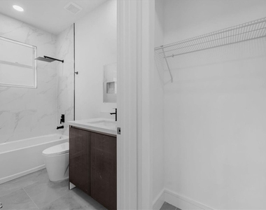 3812 Nw 38th Street - Photo Thumbnail 19