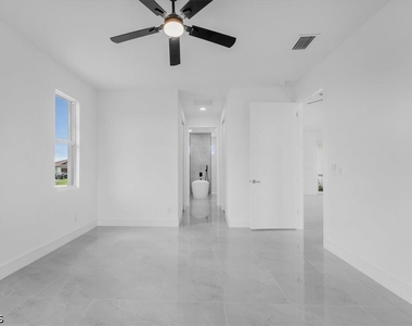 3812 Nw 38th Street - Photo Thumbnail 34