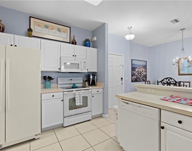 11711 Pasetto Lane - Photo Thumbnail 18