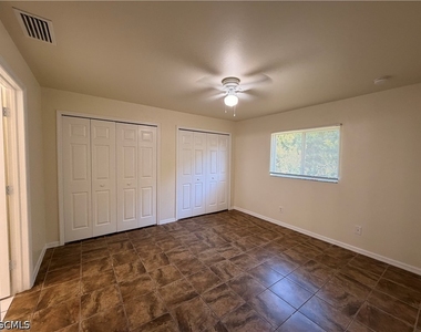 762 Gallo Avenue S - Photo Thumbnail 14