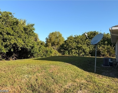 762 Gallo Avenue S - Photo Thumbnail 3