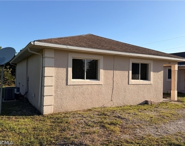 762 Gallo Avenue S - Photo Thumbnail 2
